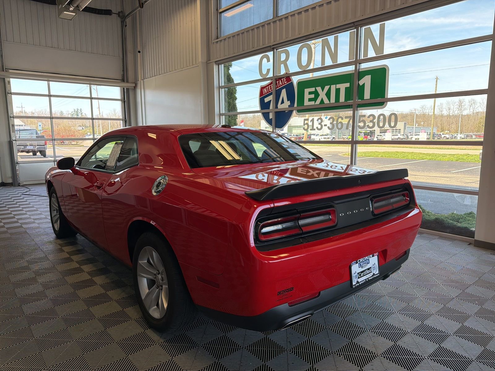 Used 2023 Dodge Challenger SXT RWD image 4