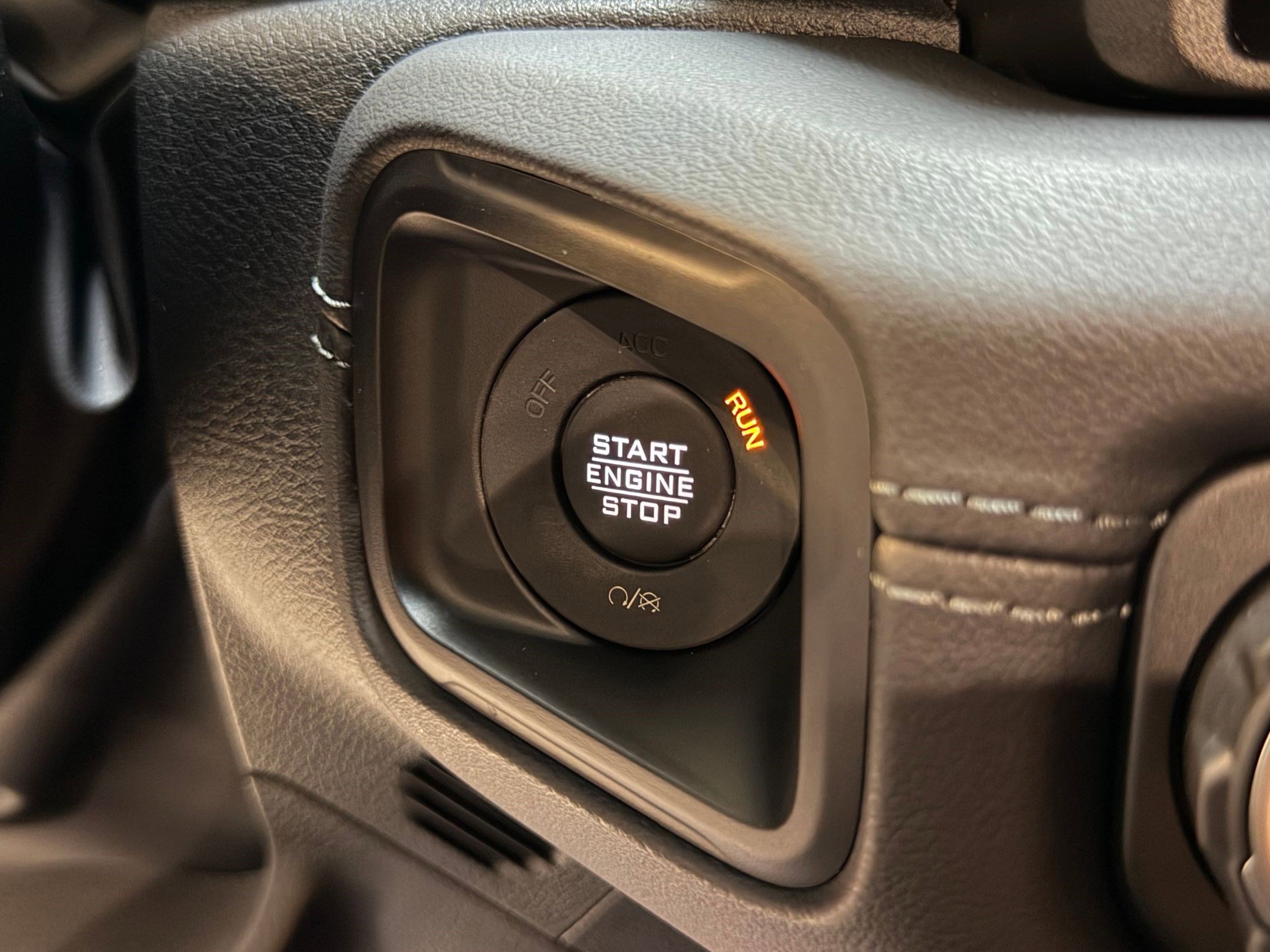 Used 2024 Jeep Wrangler Unlimited Rubicon 4xe w/ Safety Group image 36