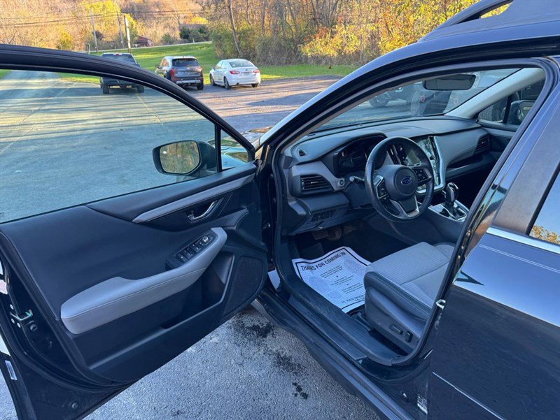 Used 2020 Subaru Outback Premium w/ Popular Package #1 AWD/4WD image 9
