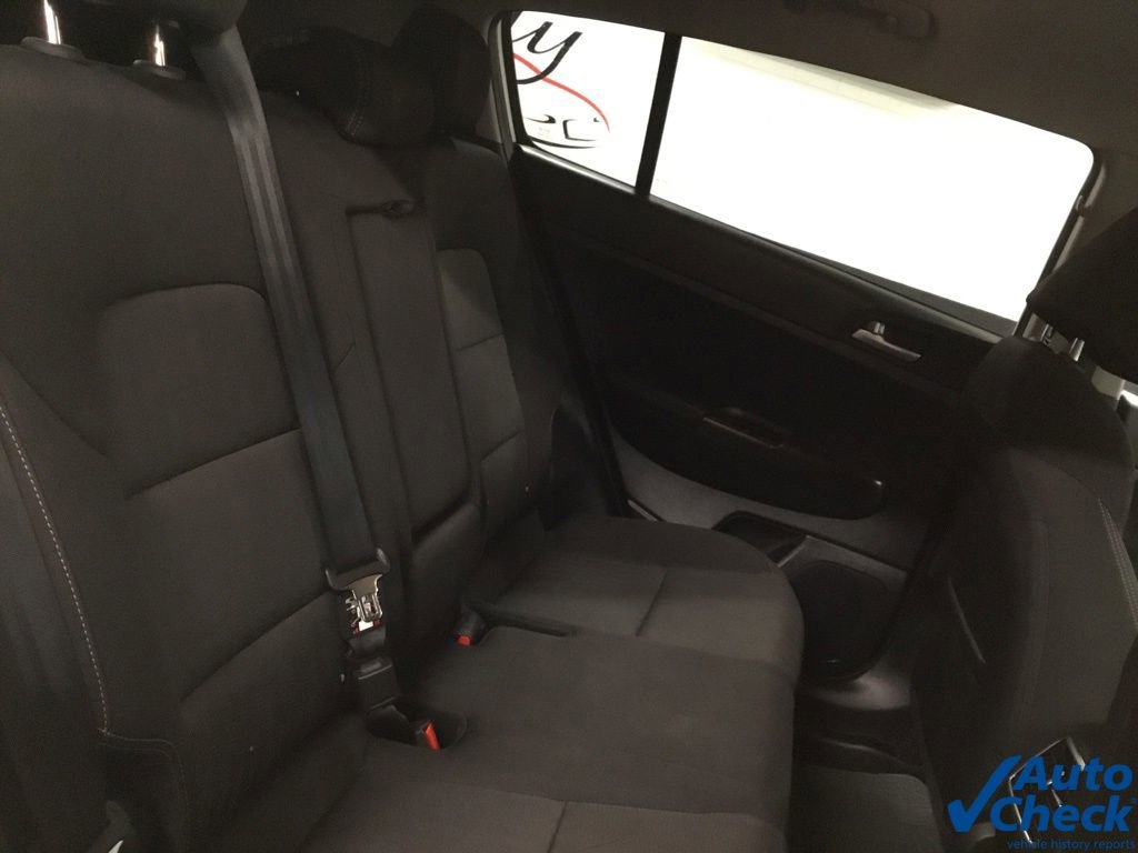 Used 2021 Kia Sportage LX AWD/4WD image 30