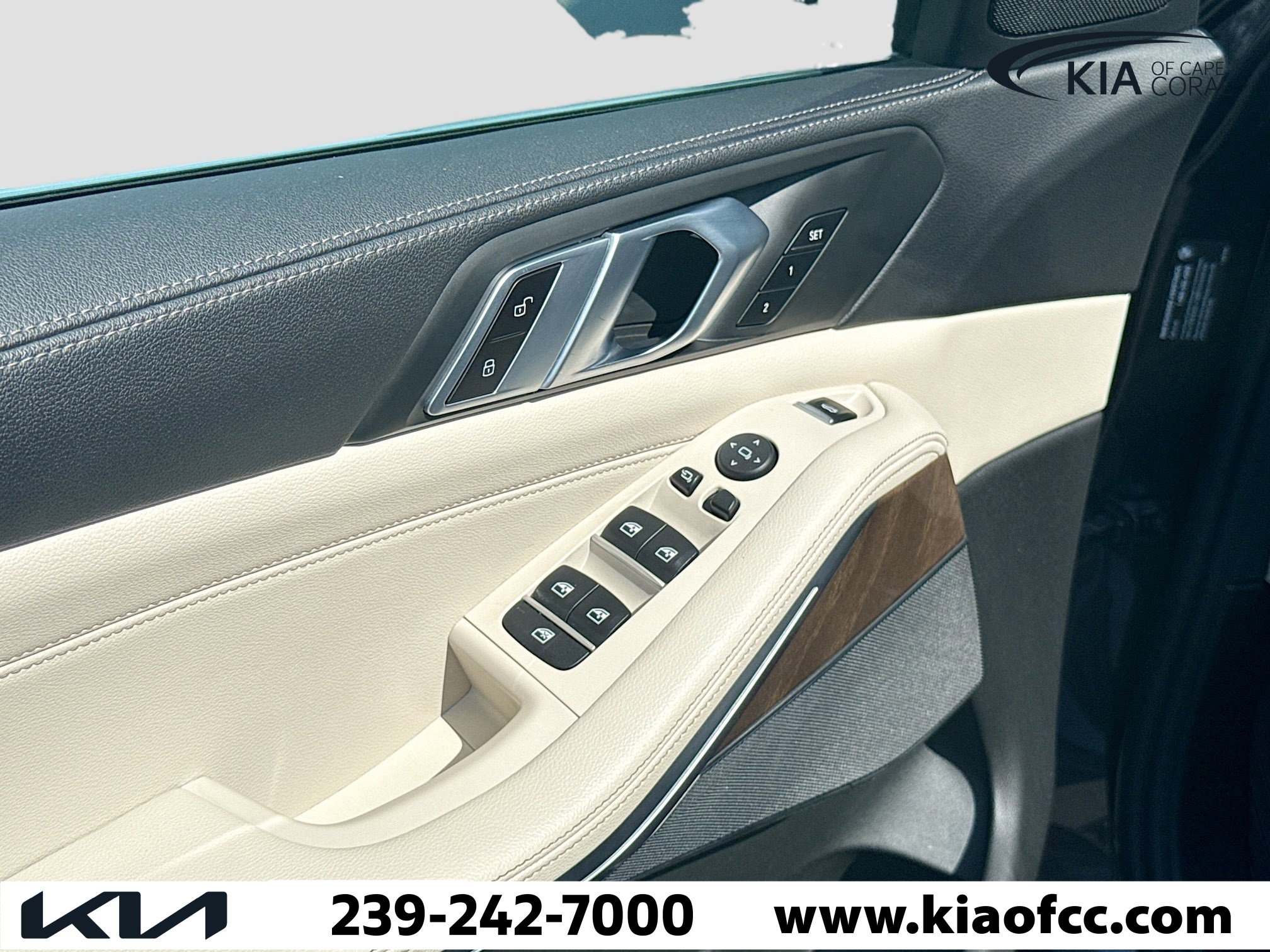 Used 2020 BMW X5 xDrive40i w/ Premium Package image 23