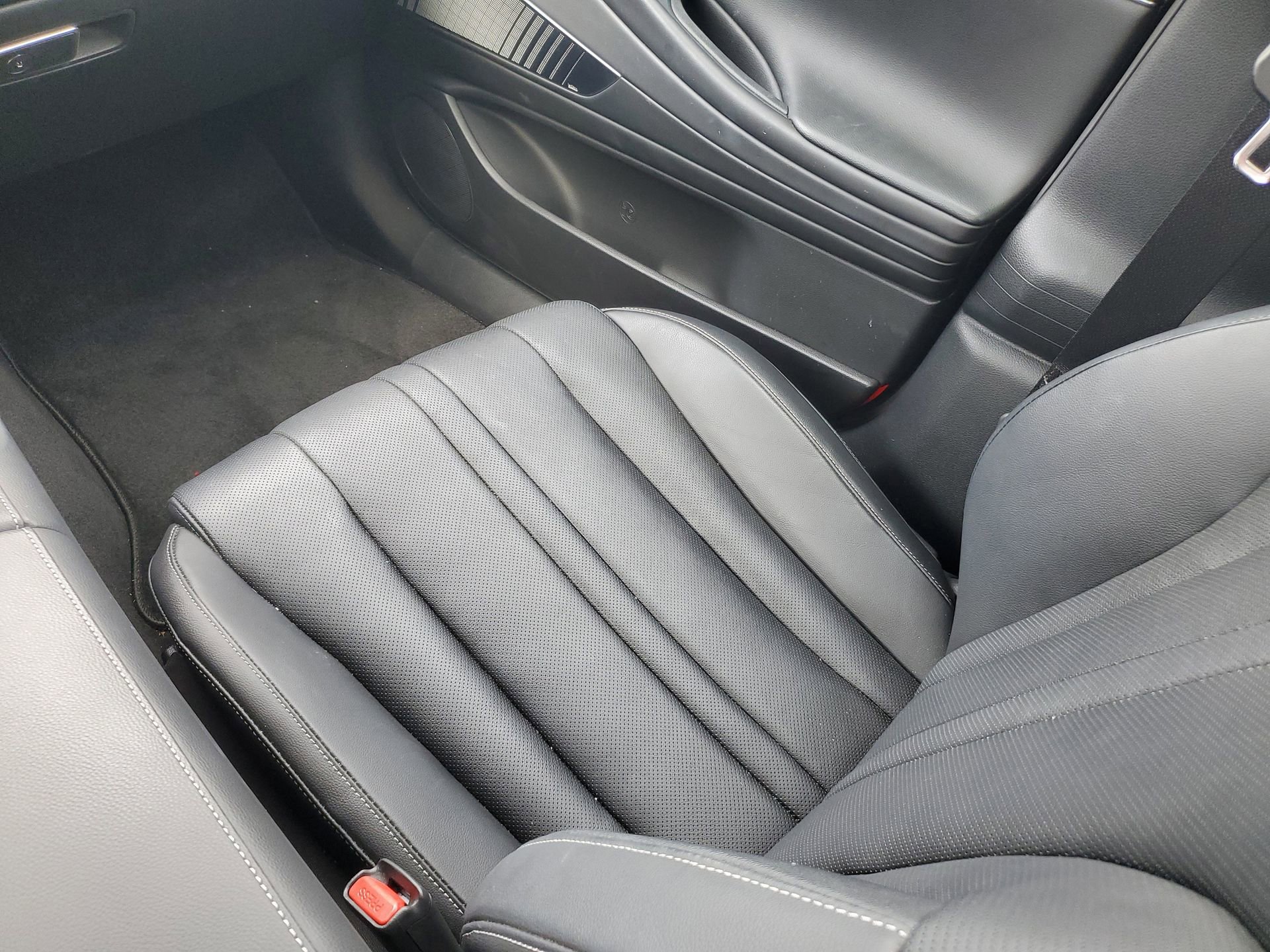 Used 2022 Genesis G80 2.5T w/ Prestige Package image 17