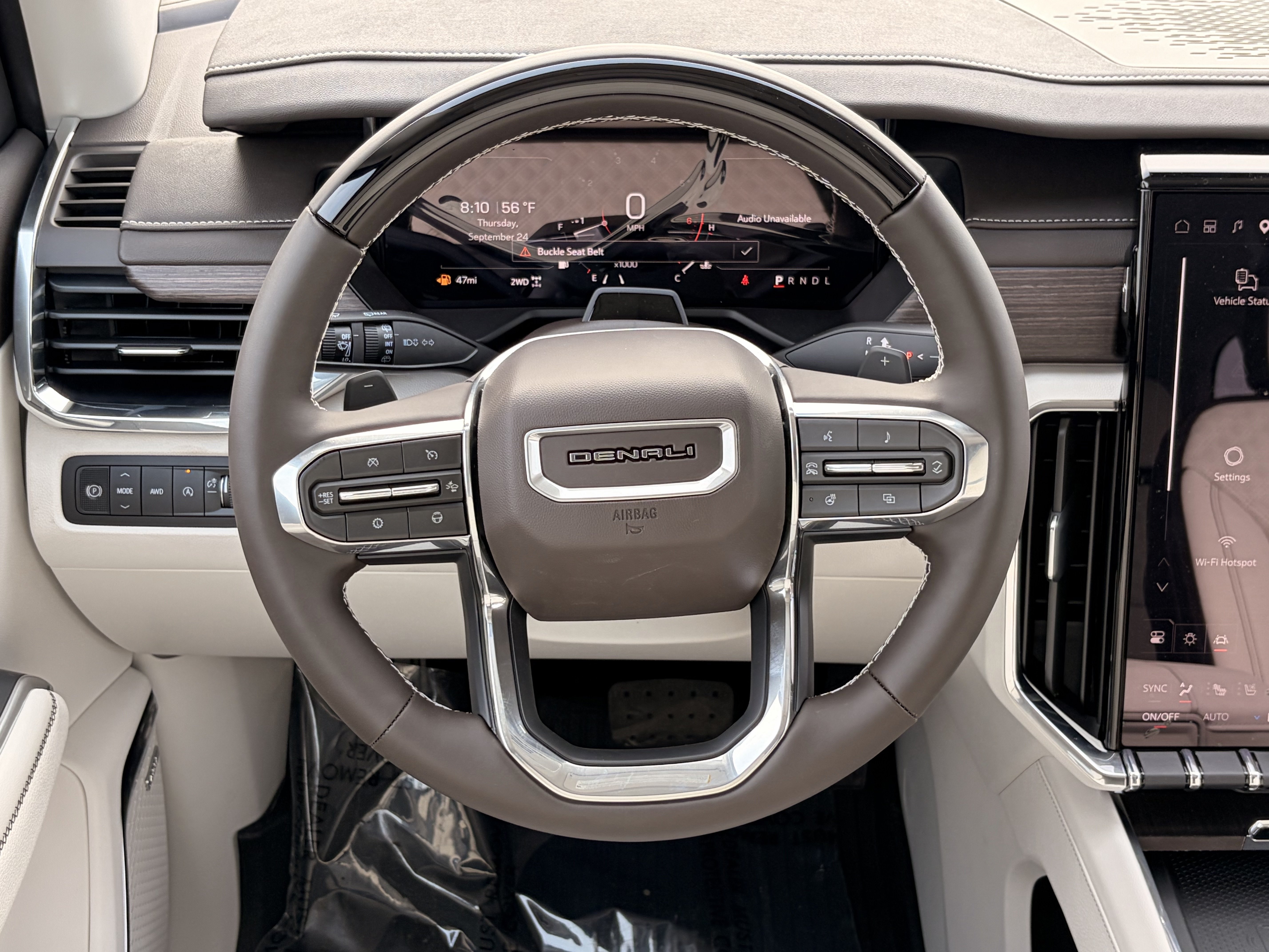New 2027 GMC Acadia Denali w/ LPO, Floor Liner Package AWD/4WD image 38