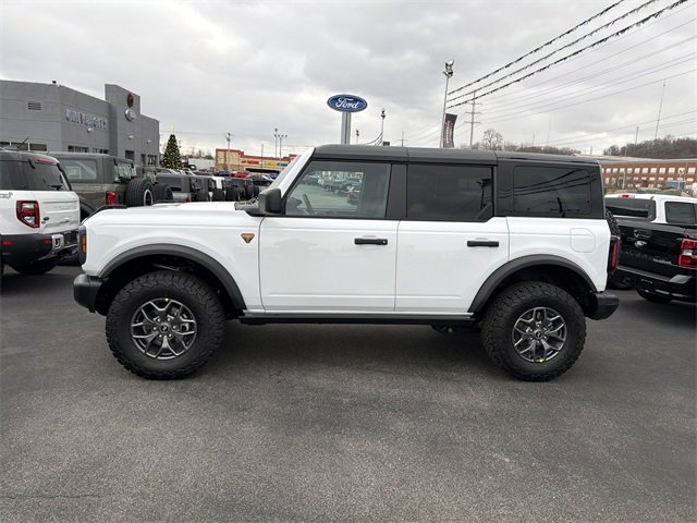 New 2025 Ford Bronco Badlands image 8
