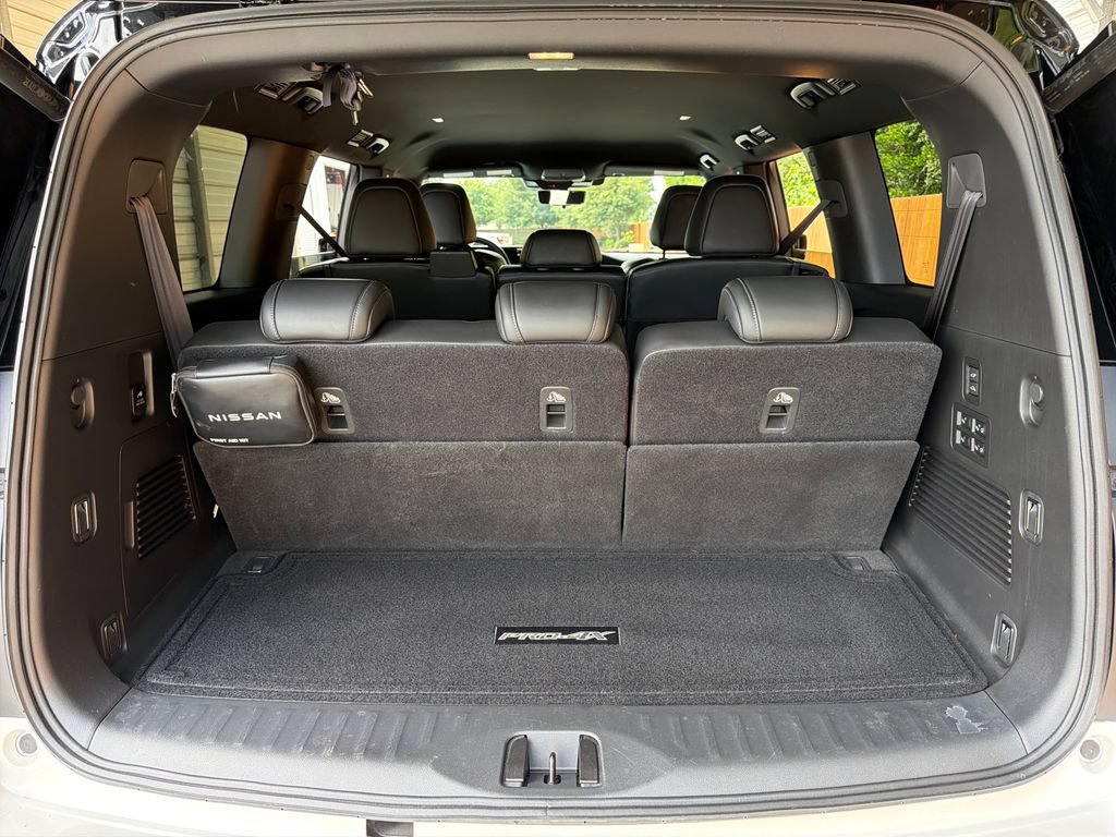 Used 2025 Nissan Armada PRO-4X AWD/4WD image 37