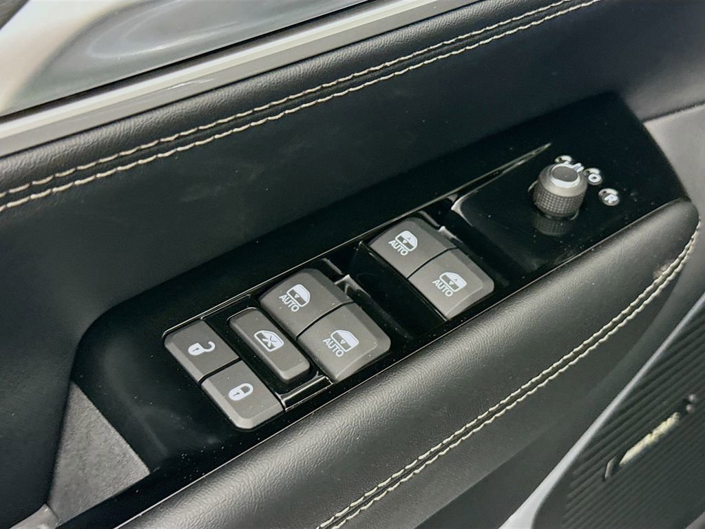 New 2025 Jeep Wagoneer 4WD image 18