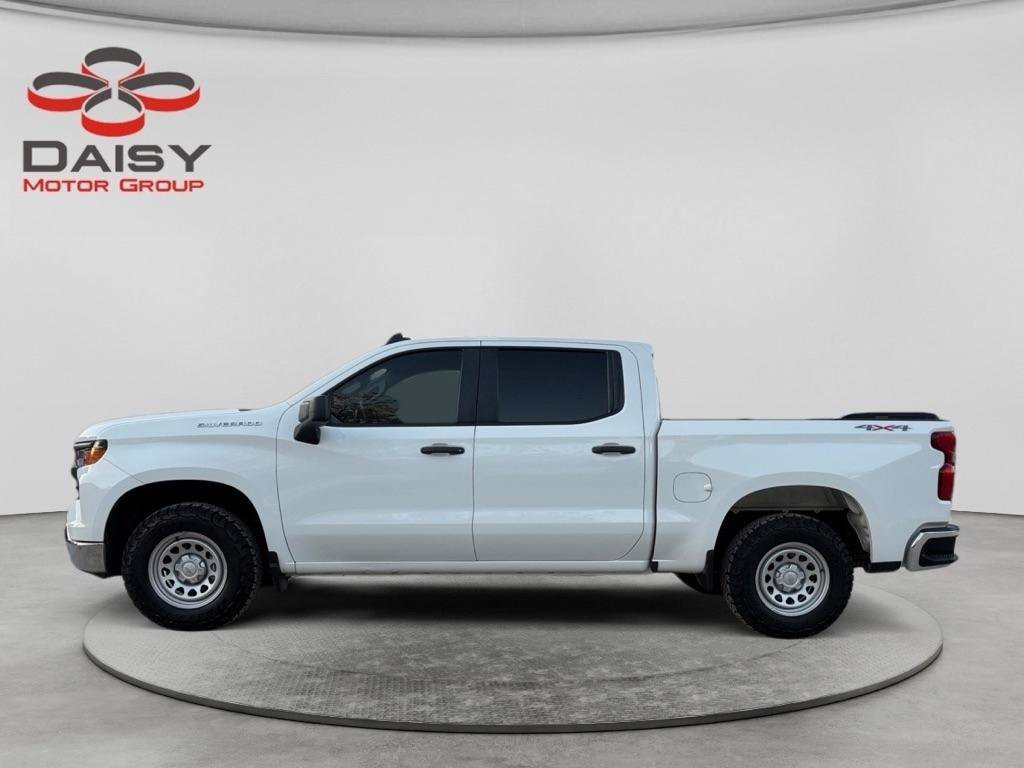 Used 2023 Chevrolet Silverado 1500 W/T w/ WT Value Package AWD/4WD image 8