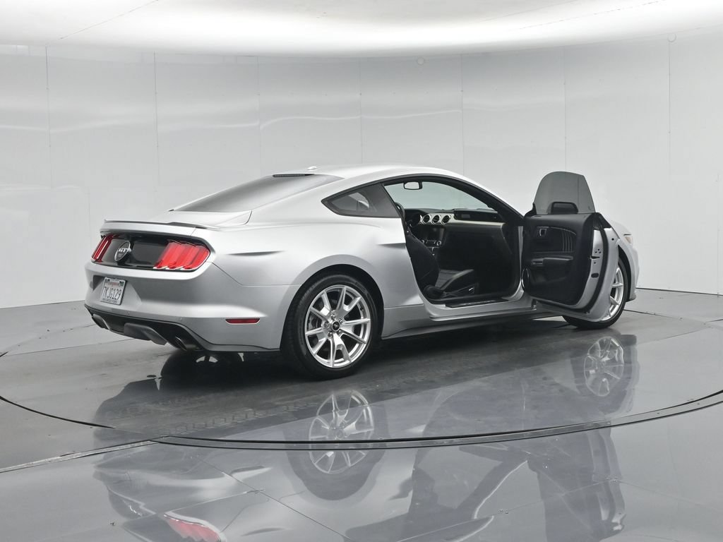 Used 2015 Ford Mustang GT Premium w/ Equipment Group 401A RWD image 29