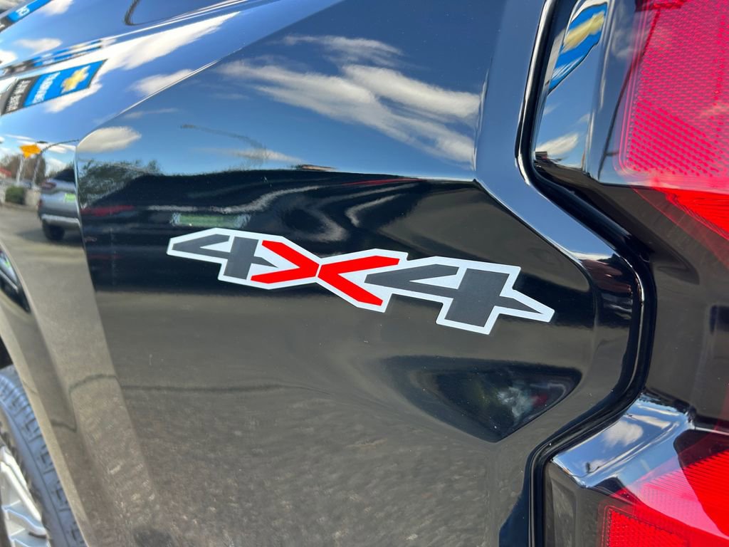 Used 2023 Chevrolet Colorado LT w/ LT Convenience Package AWD/4WD image 31