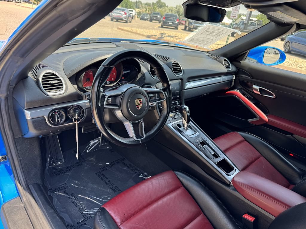 Used 2023 Porsche 718 Boxster S RWD image 24