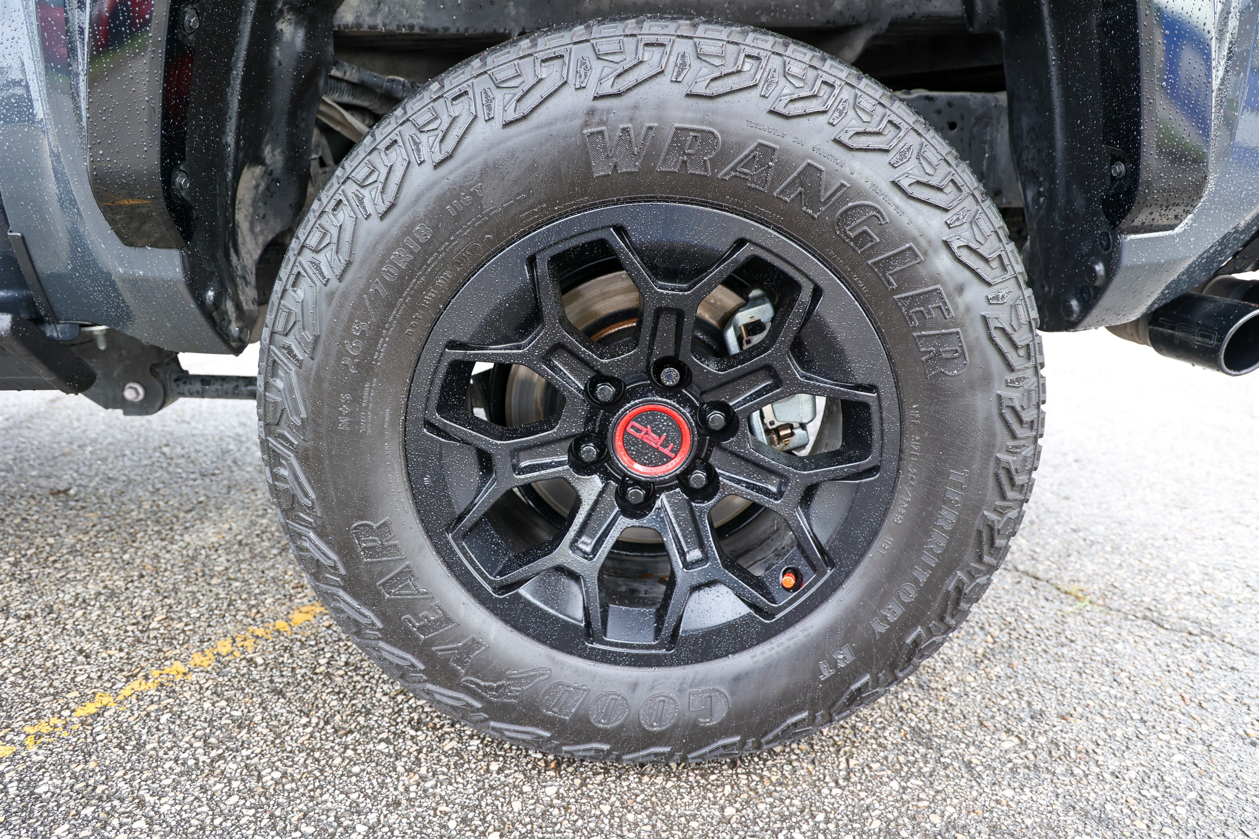 Certified 2025 Toyota Tacoma TRD Pro AWD/4WD image 17