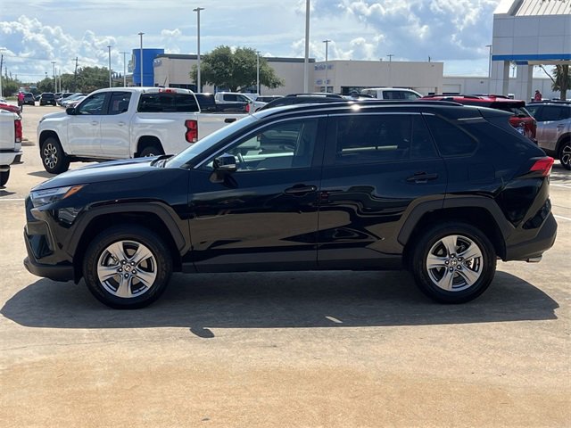 Used 2024 Toyota RAV4 XLE image 8