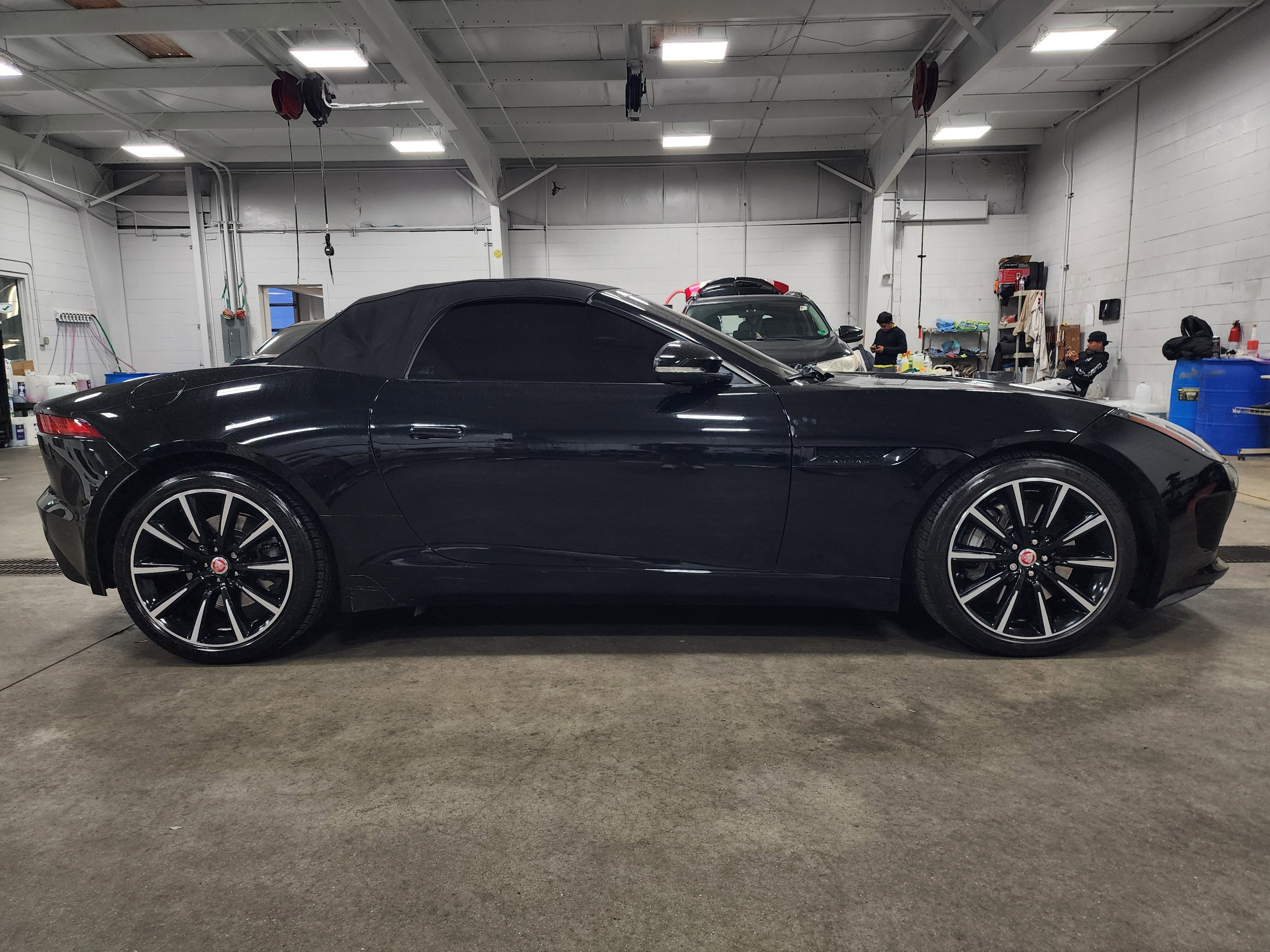 Used 2016 Jaguar F-TYPE Convertible image 3