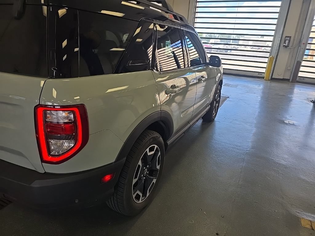 Used 2023 Ford Bronco Sport Outer Banks w/ Tech Package AWD/4WD image 3