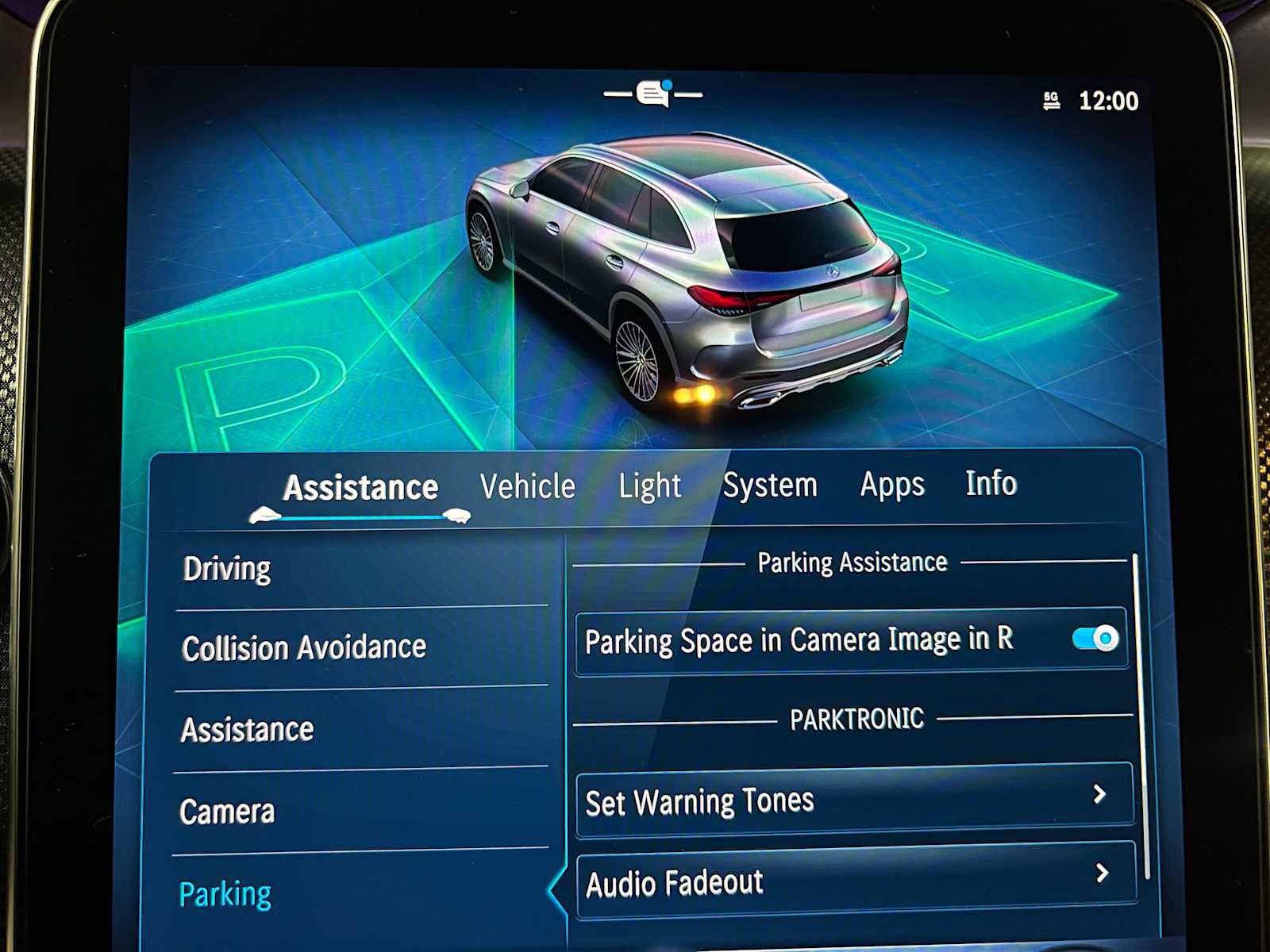 Certified 2025 Mercedes-Benz GLC 300 4MATIC image 38