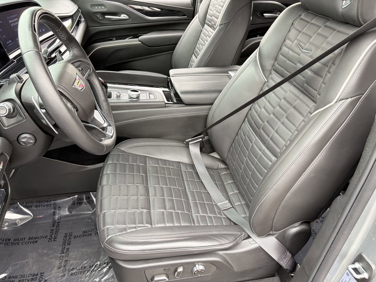 Certified 2024 Cadillac Escalade ESV V w/ Heavy-Duty Trailer Package image 20