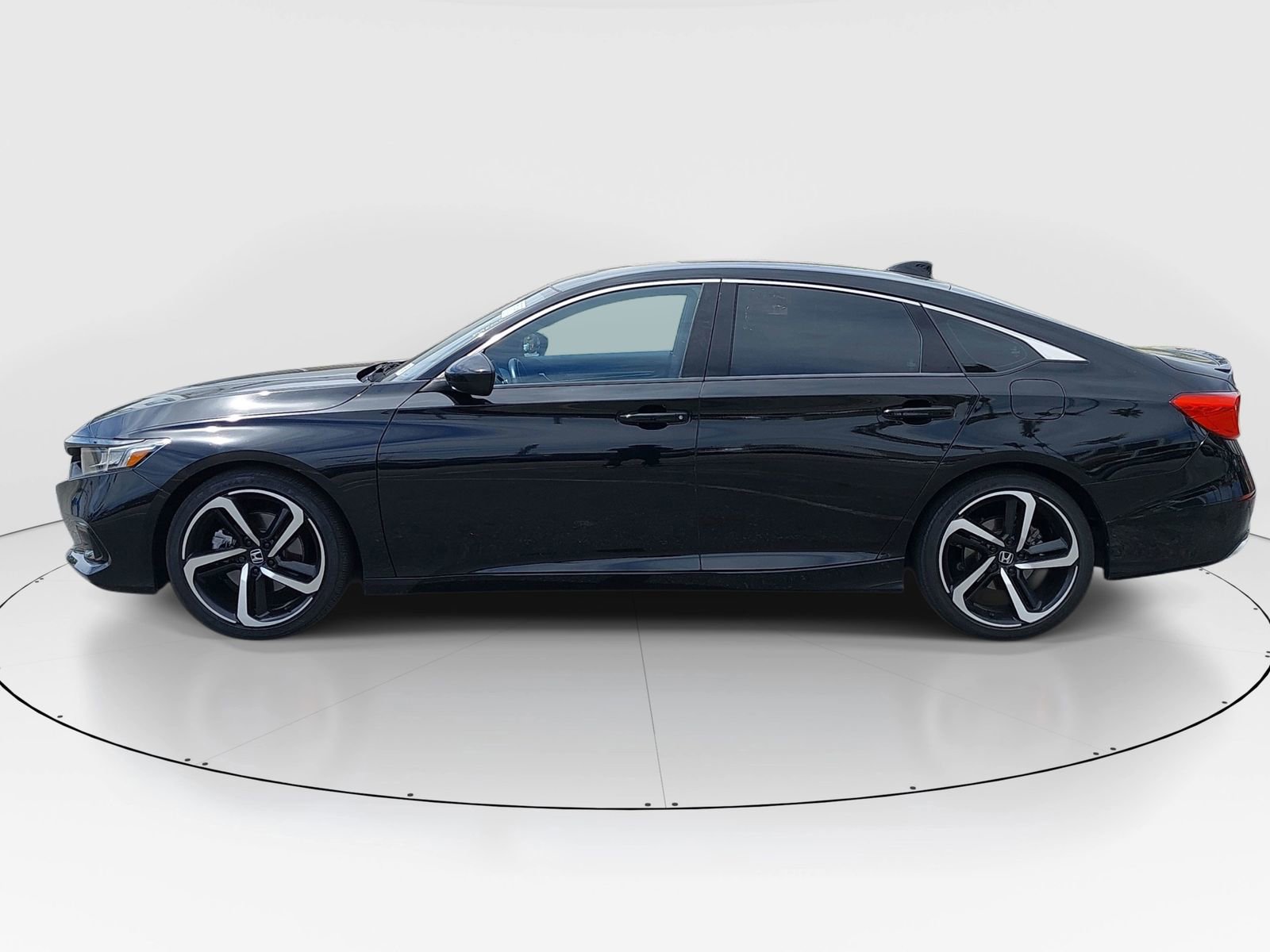 Used 2022 Honda Accord Sport image 4