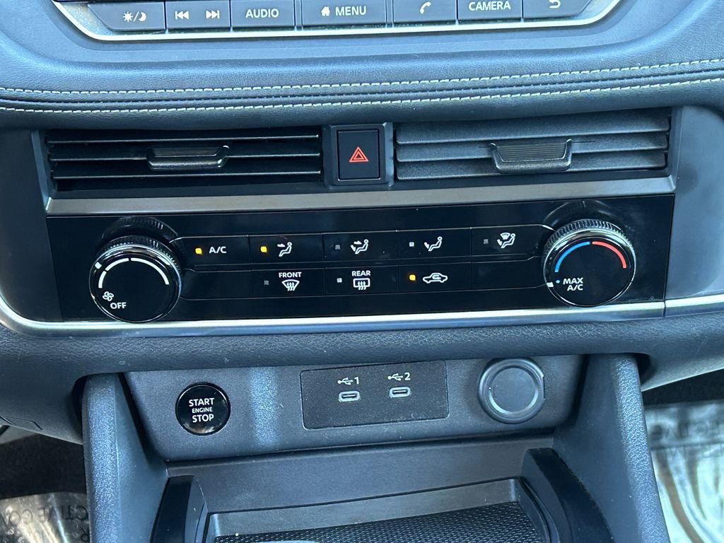 Used 2024 Nissan Rogue S image 15