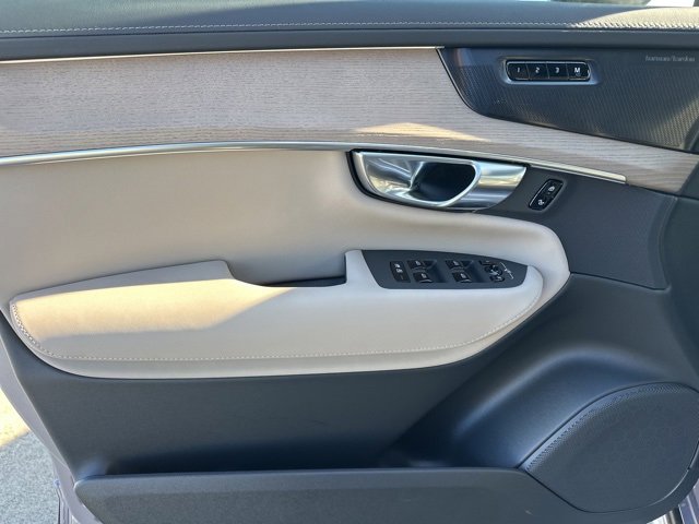 New 2026 Volvo XC90 B6 Ultra w/ Lounge Package image 12