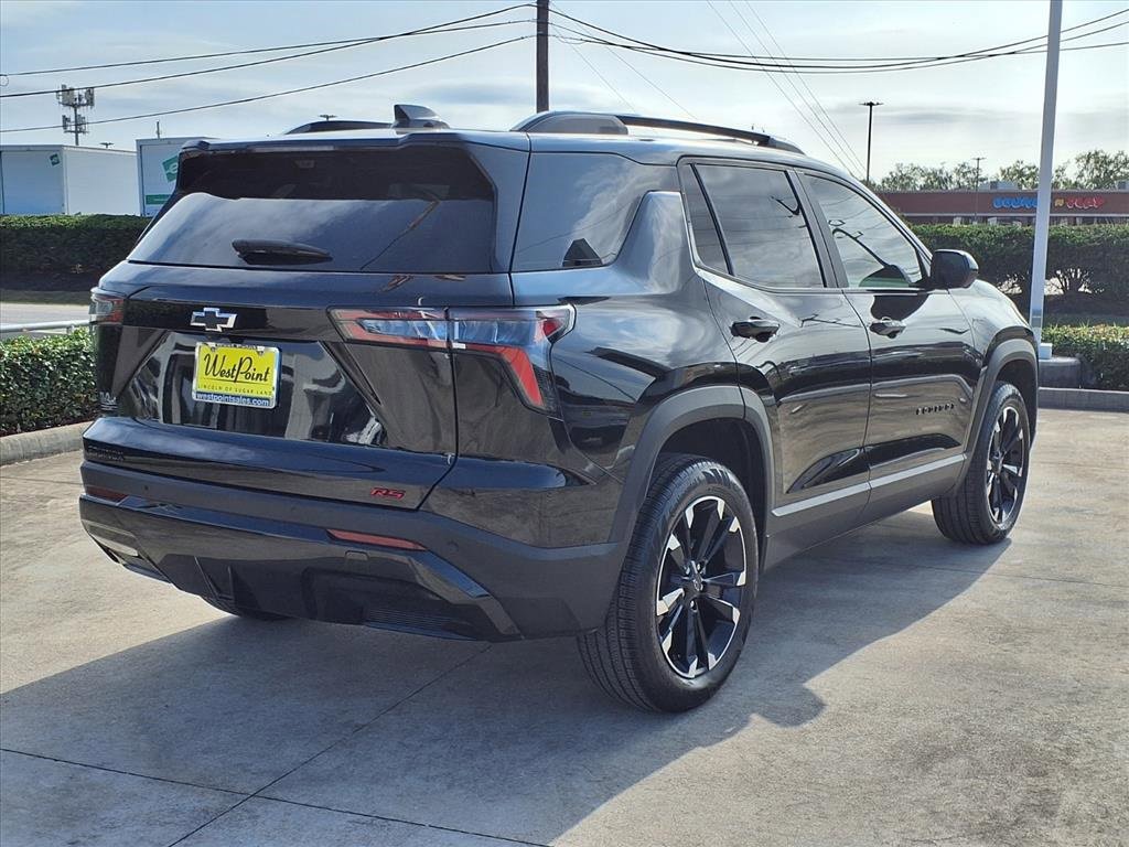 Used 2025 Chevrolet Equinox RS w/ Safety and Technology Package image 2