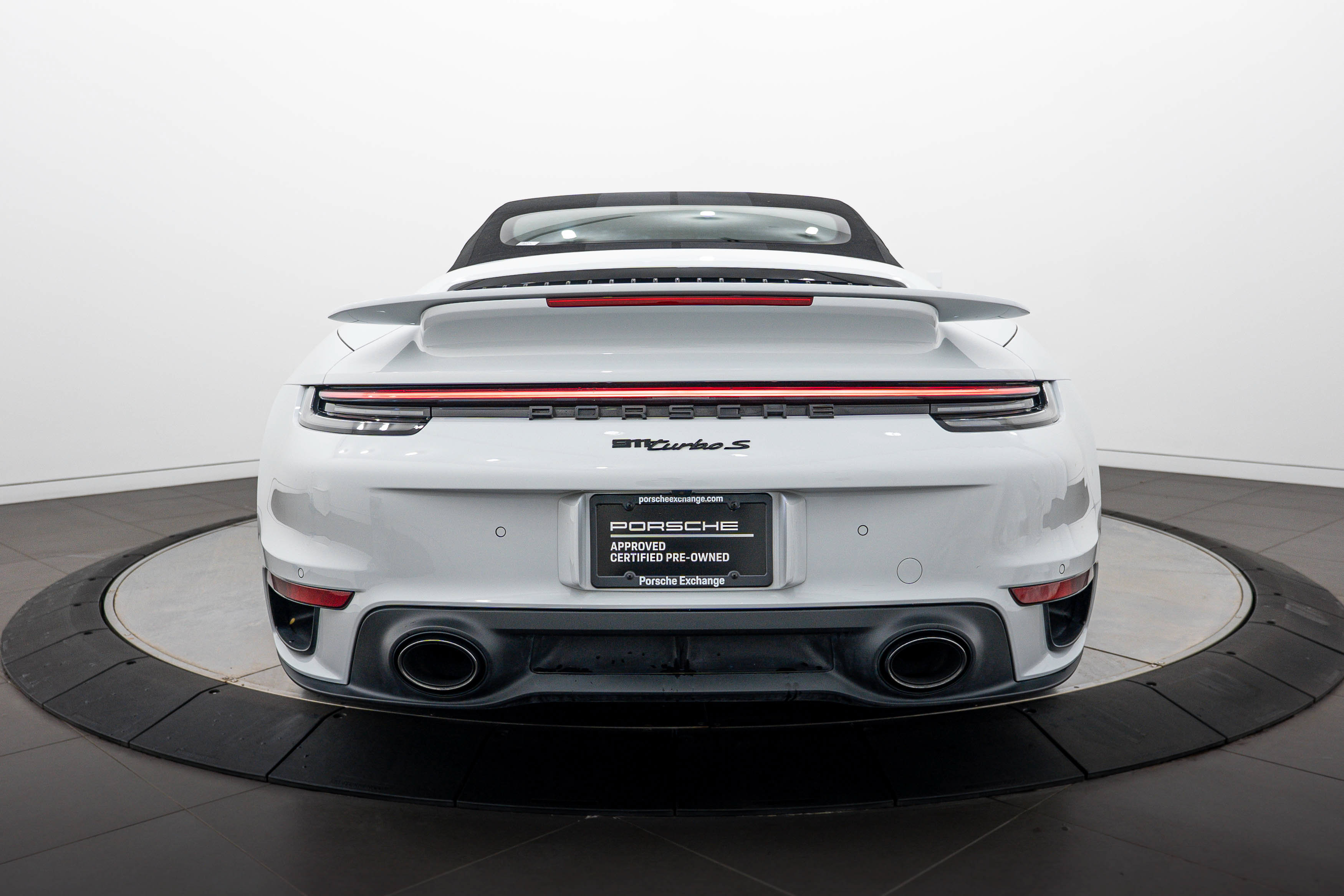 Certified 2022 Porsche 911 Turbo S AWD/4WD image 22