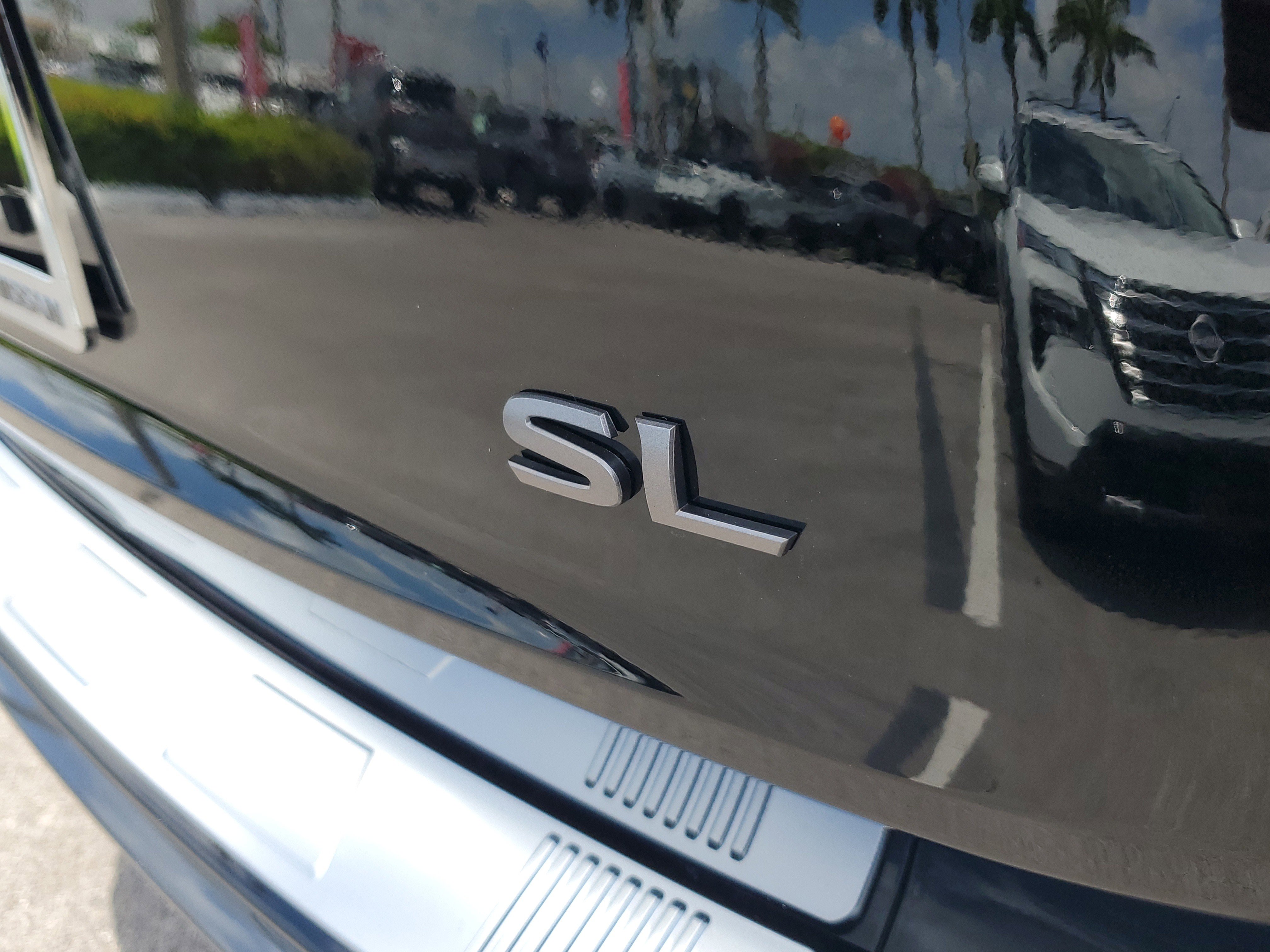 New 2025 Nissan Rogue SL w/ SL Premium Package image 8