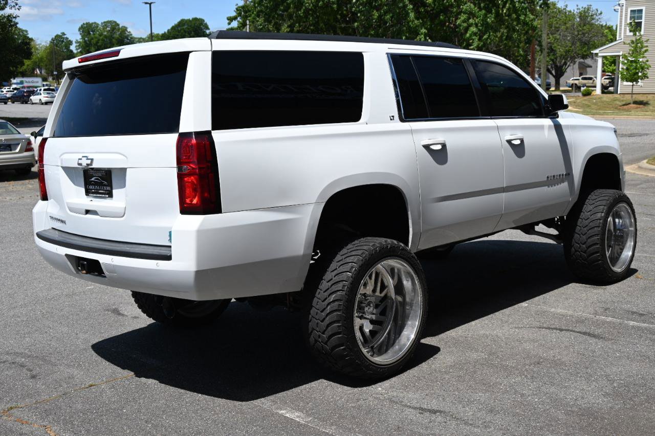 Used 2019 Chevrolet Suburban LT AWD/4WD image 4