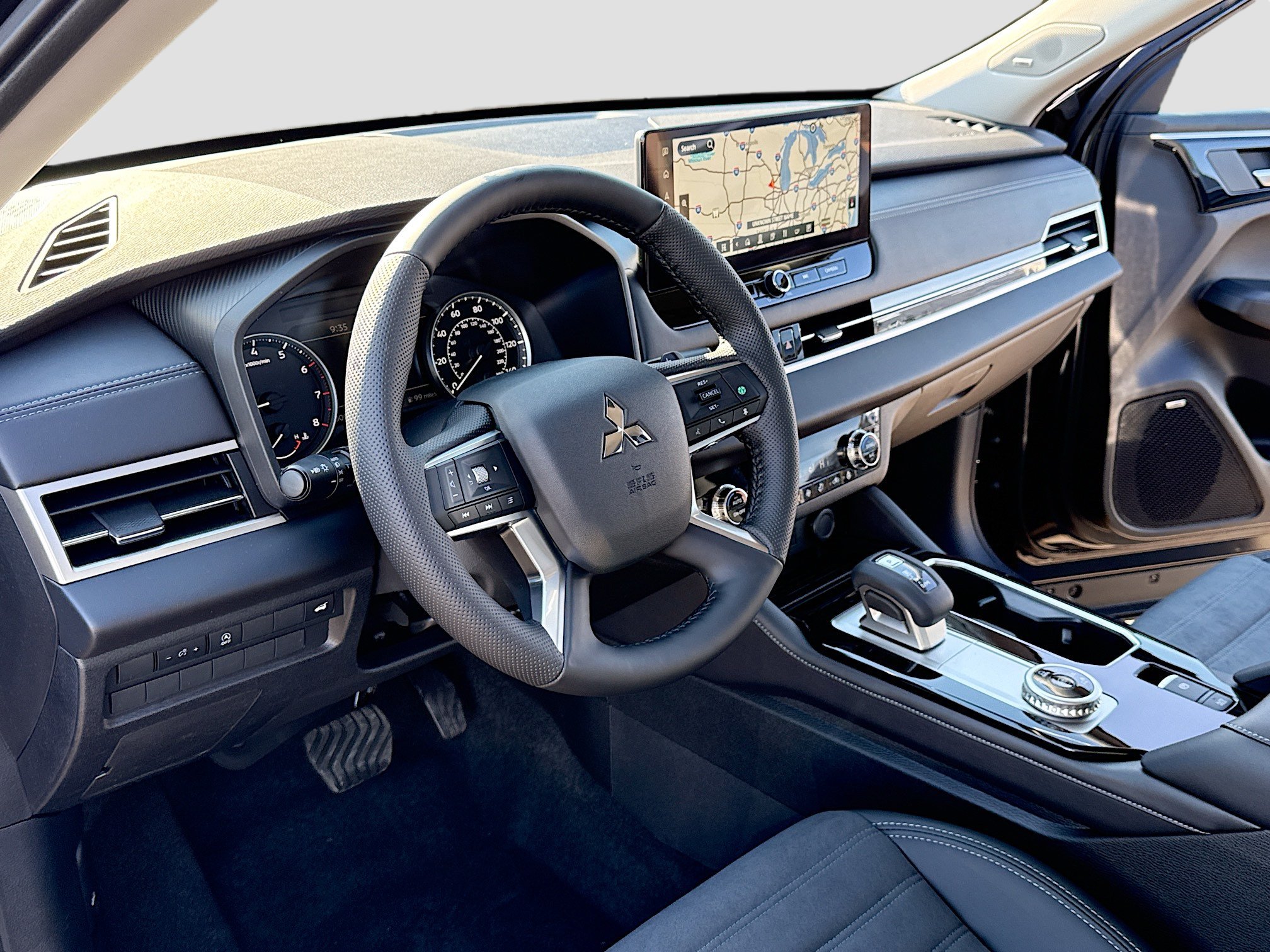 New 2026 Mitsubishi Outlander SE FWD image 4