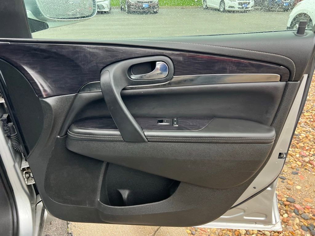 Used 2015 Buick Enclave Leather AWD/4WD image 26