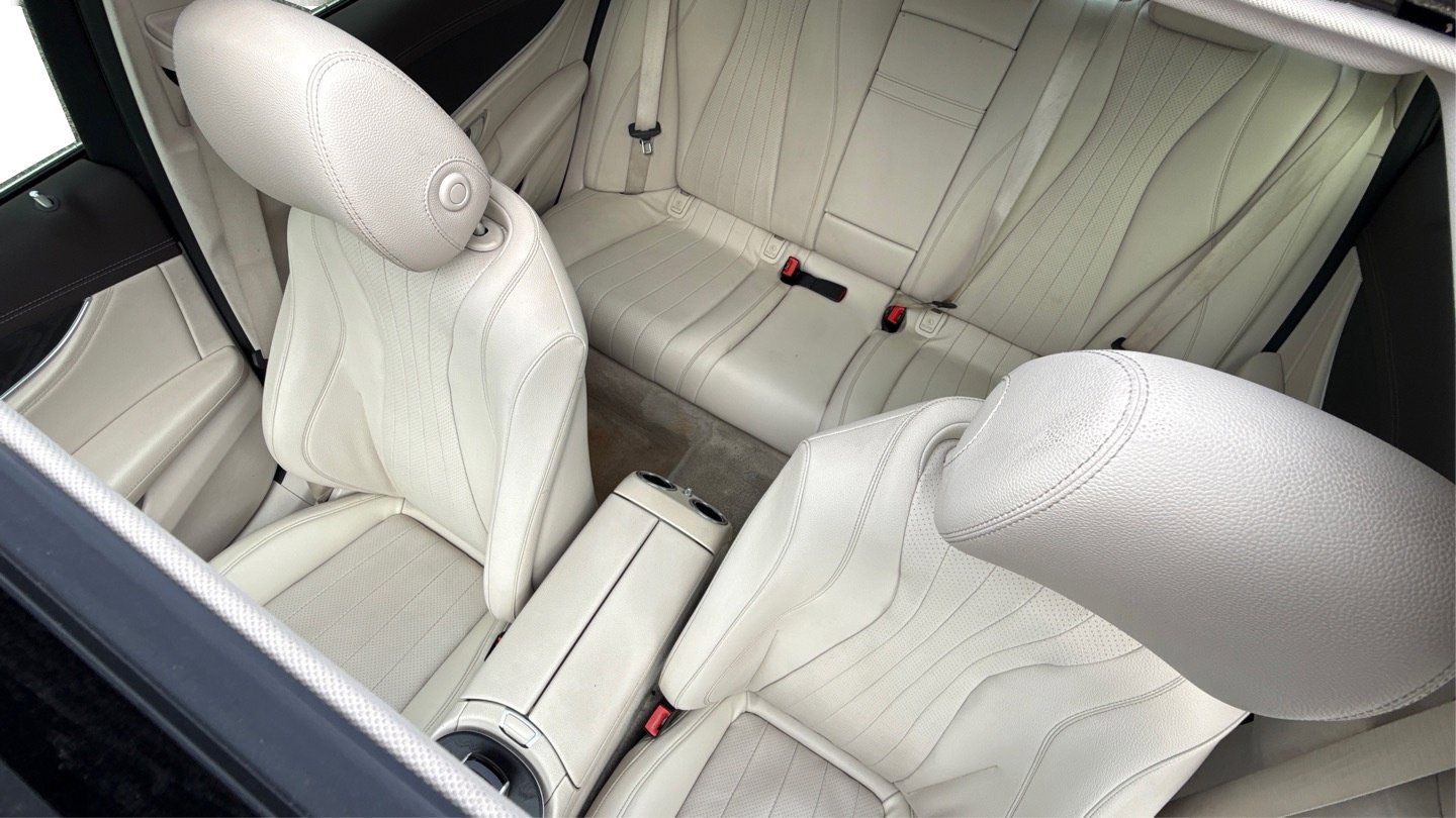 Used 2018 Mercedes-Benz E 300 image 19