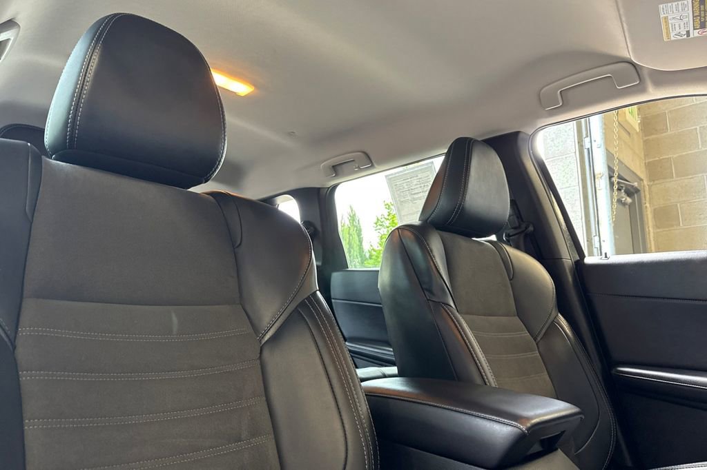 Used 2024 Mitsubishi Outlander SE AWD/4WD image 19