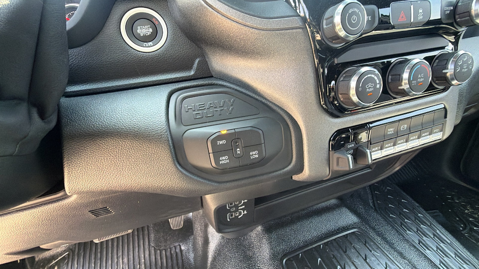 New 2026 RAM 5500 Tradesman w/ Chrome Appearance Group AWD/4WD image 27