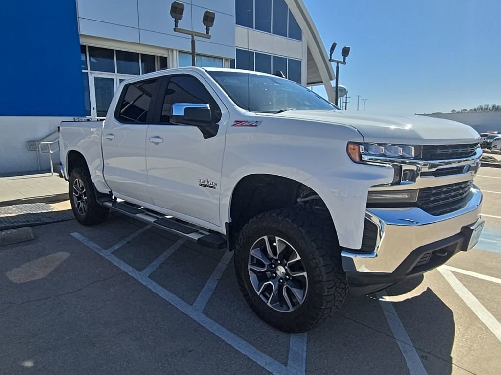 Used 2021 Chevrolet Silverado 1500 LT w/ Texas Edition Plus image 2