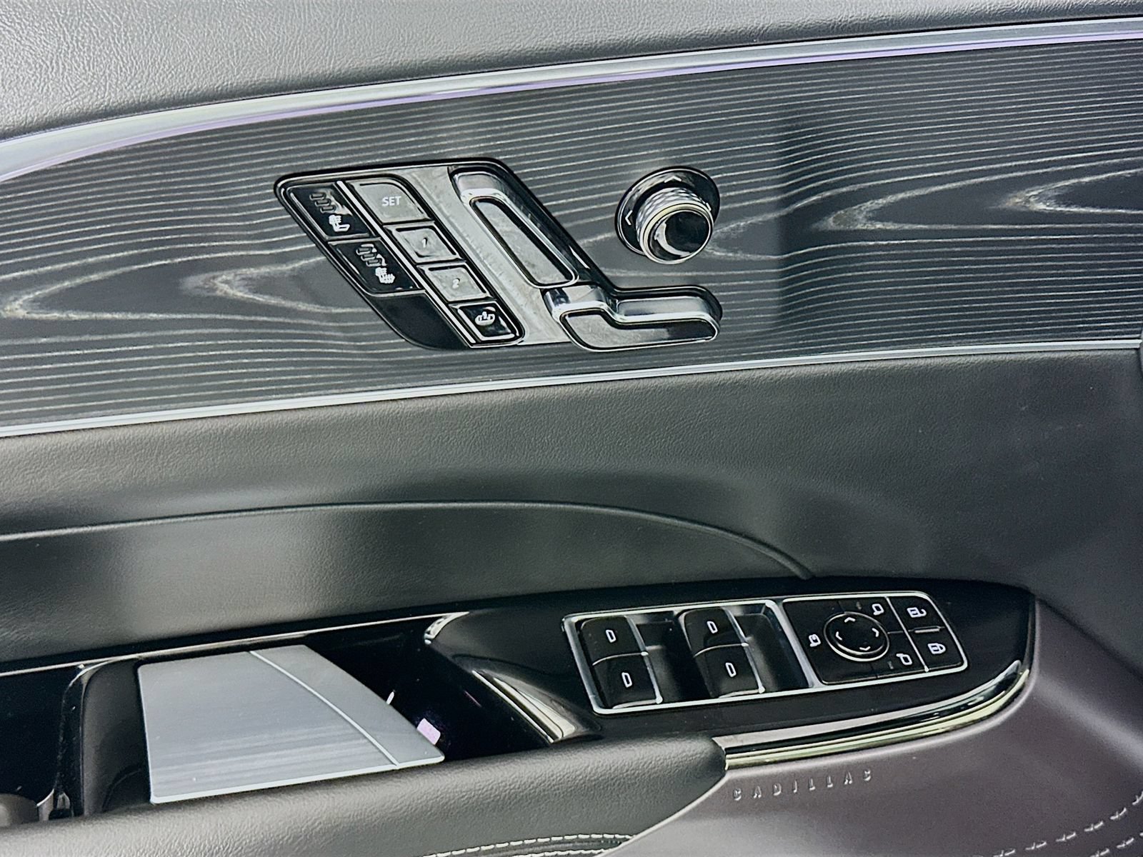 Used 2025 Cadillac Lyriq Sport w/ LPO, Floor Liner Package AWD/4WD image 18
