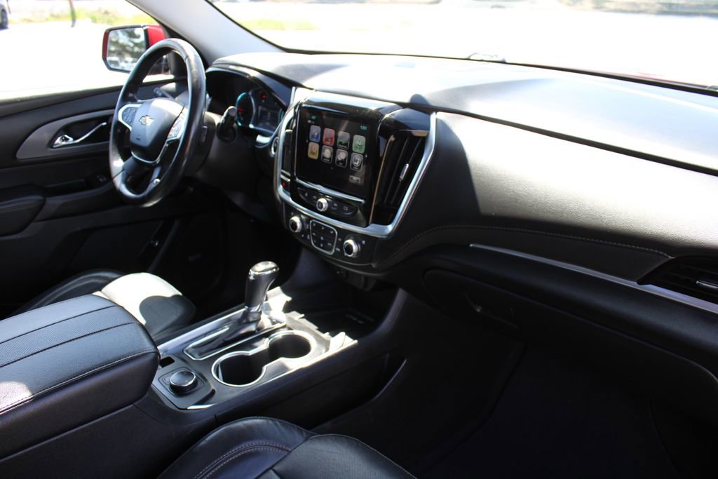 Used 2019 Chevrolet Traverse Premier w/ LPO, Floor Liner Package AWD/4WD image 19