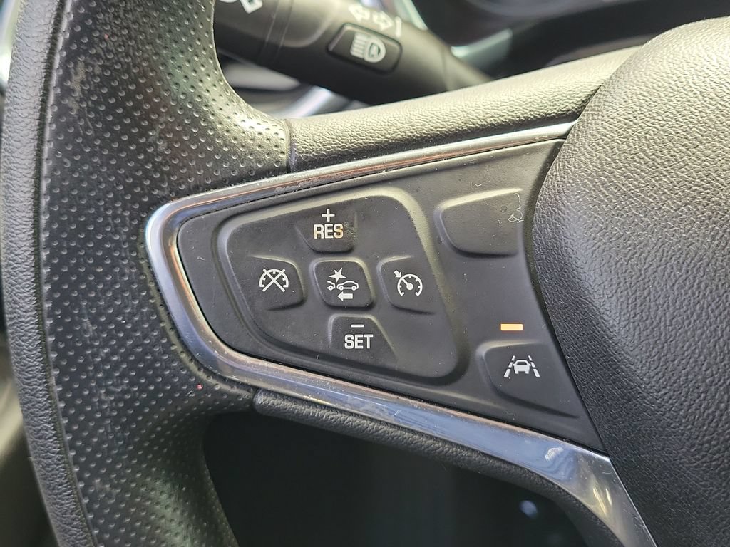 Used 2020 Chevrolet Equinox LT FWD image 9