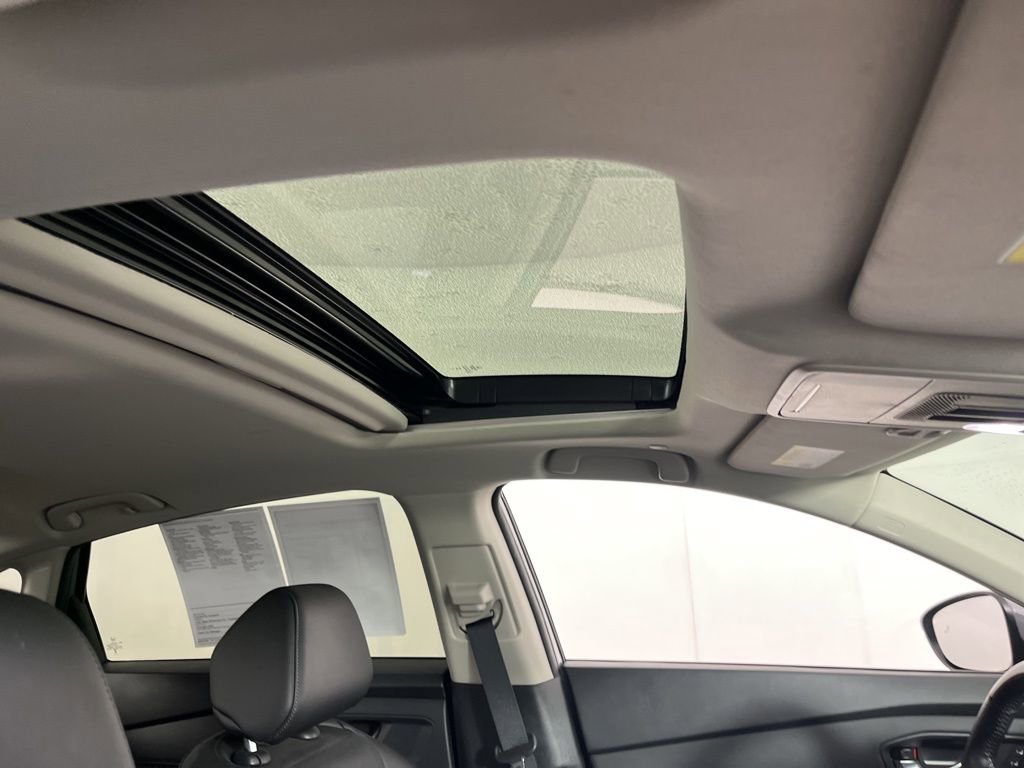 Used 2024 Honda Accord EX-L image 6