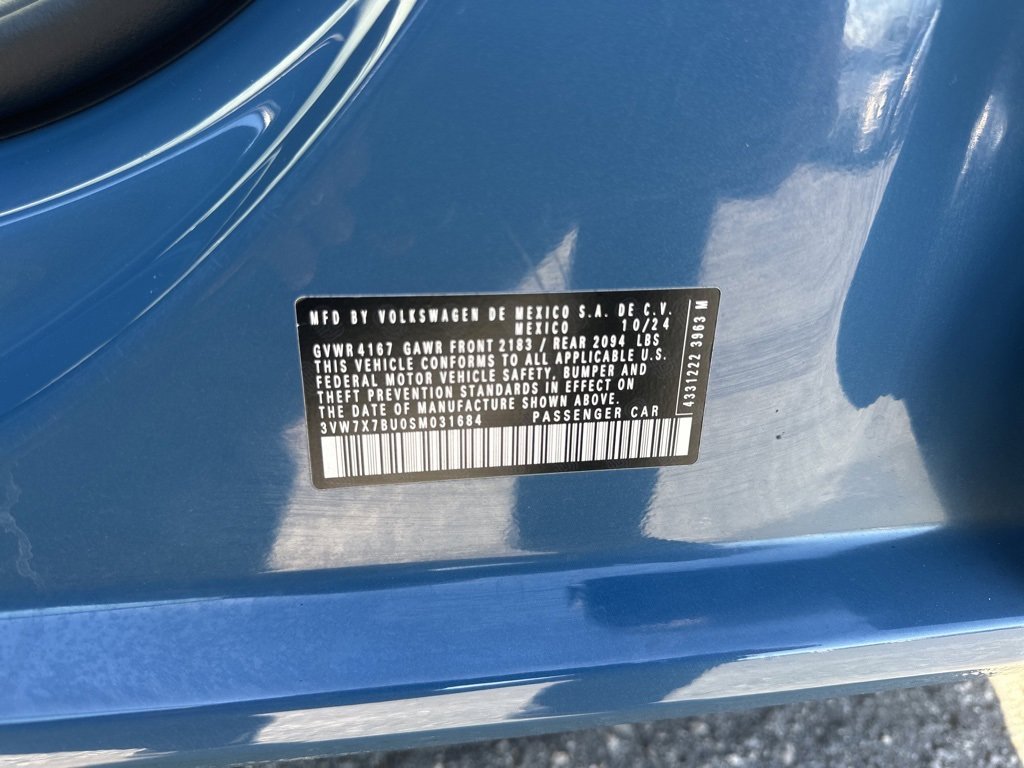 Used 2025 Volkswagen Jetta SE image 34