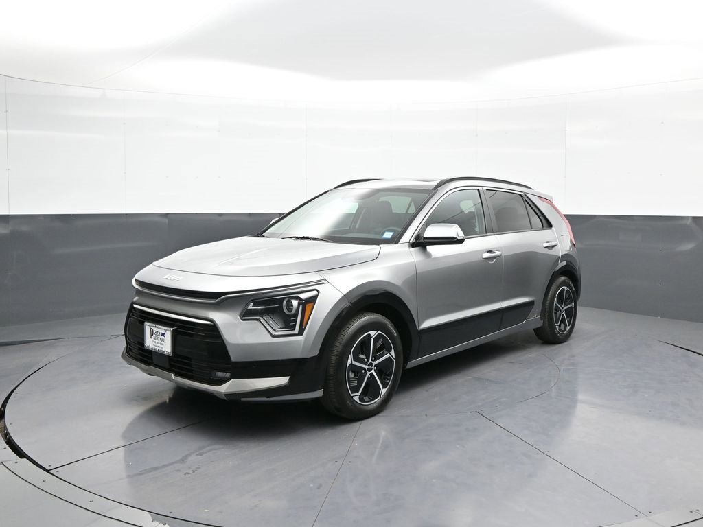 Certified 2023 Kia Niro SX