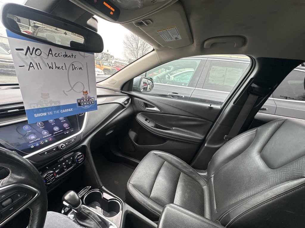 Used 2021 Buick Encore GX Essence image 22