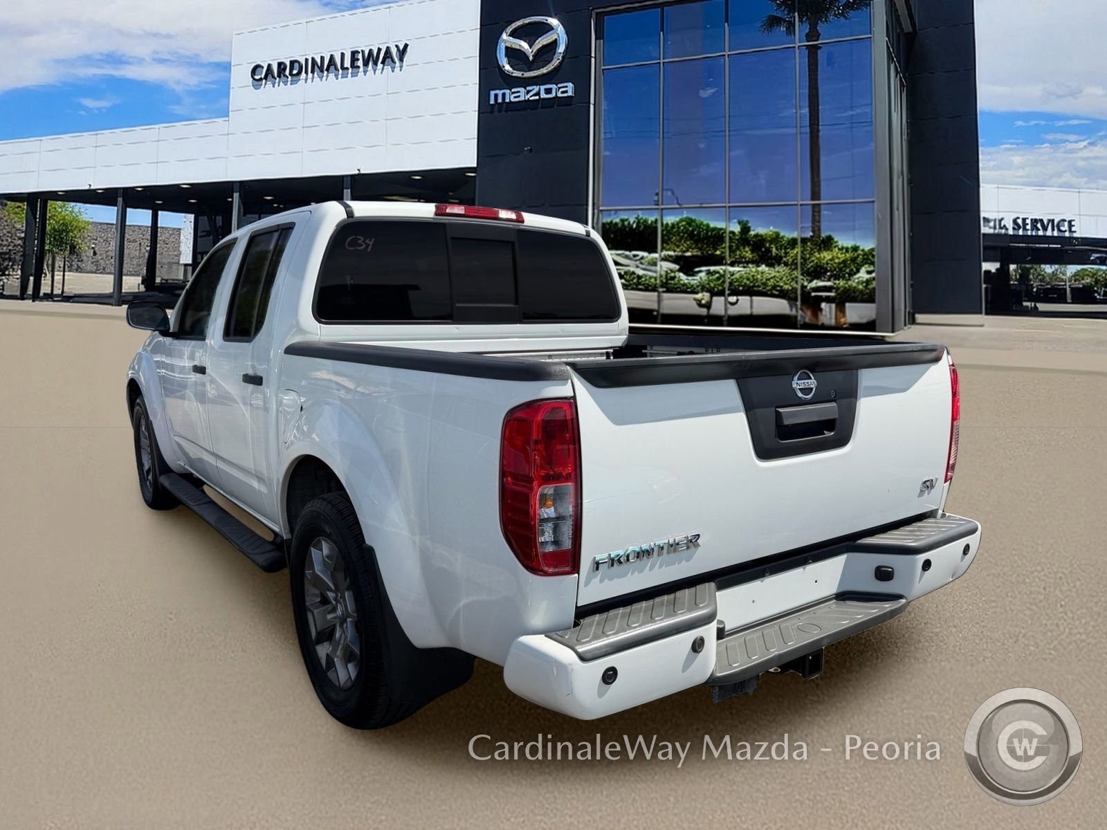 Used 2020 Nissan Frontier SV RWD image 2