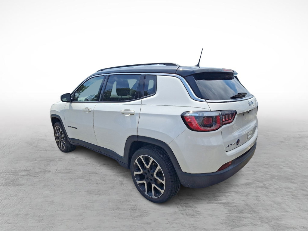Used 2019 Jeep Compass Limited AWD/4WD image 3