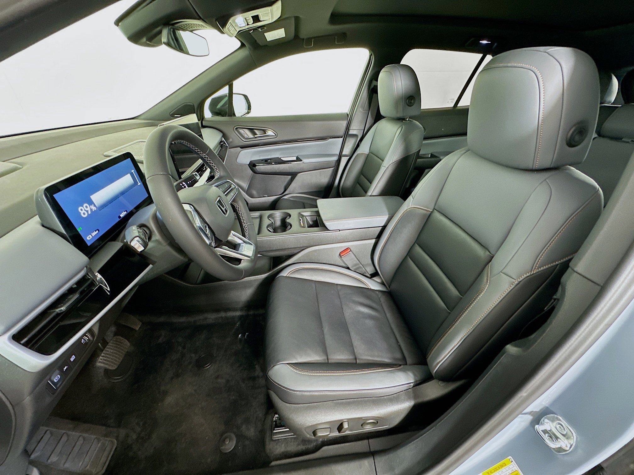 Used 2025 Honda Prologue Touring image 13