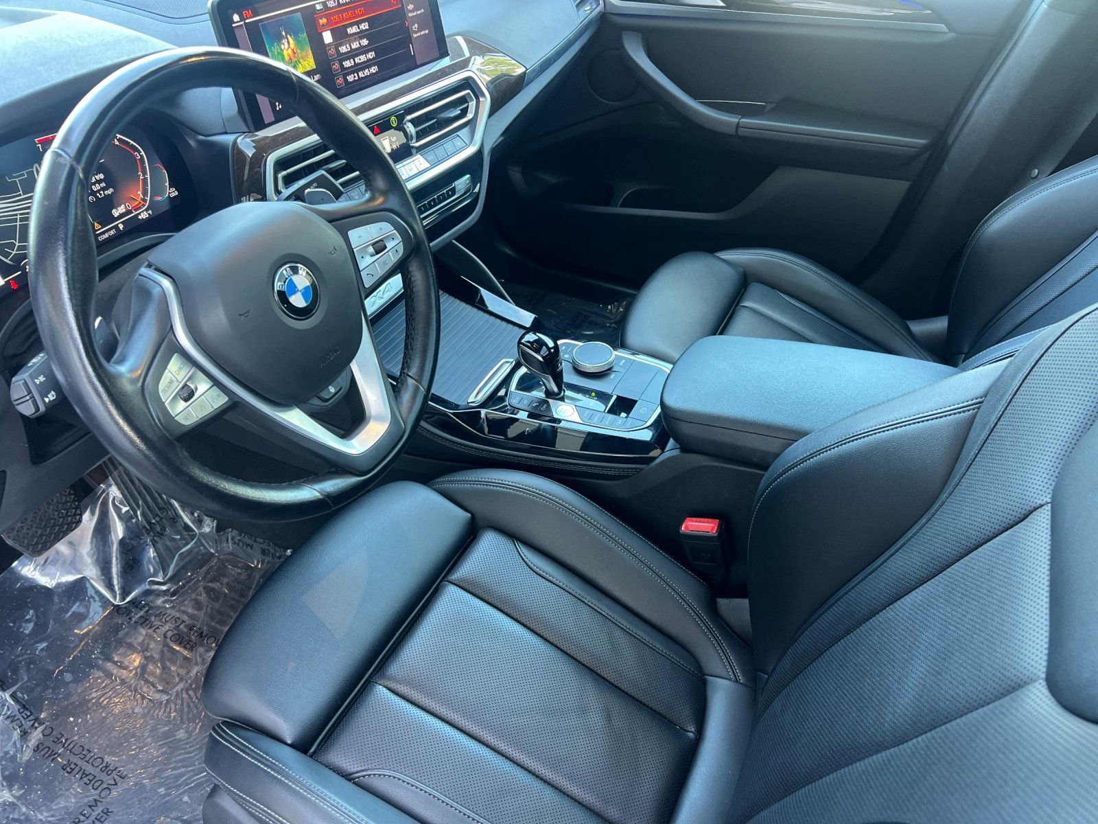 Used 2023 BMW X4 xDrive30i image 9