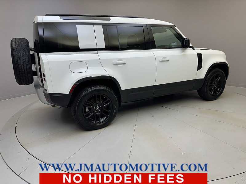 Used 2025 Land Rover Defender 110 S AWD/4WD image 5