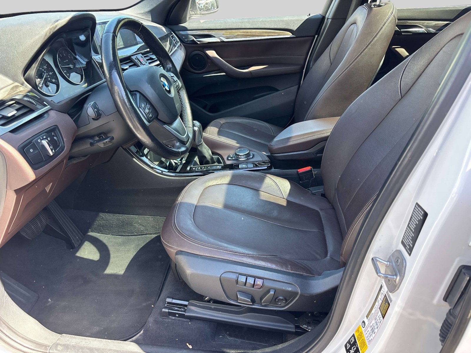 Used 2016 BMW X1 xDrive28i AWD/4WD image 9