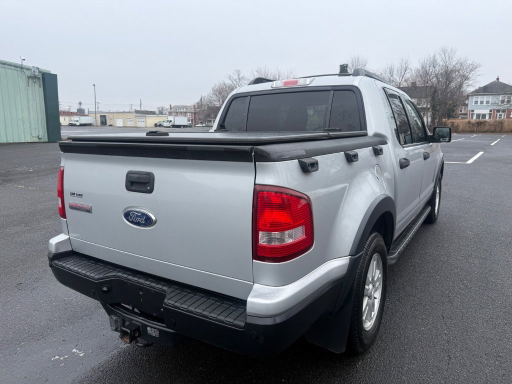 Used 2010 Ford Explorer Sport Trac XLT image 5