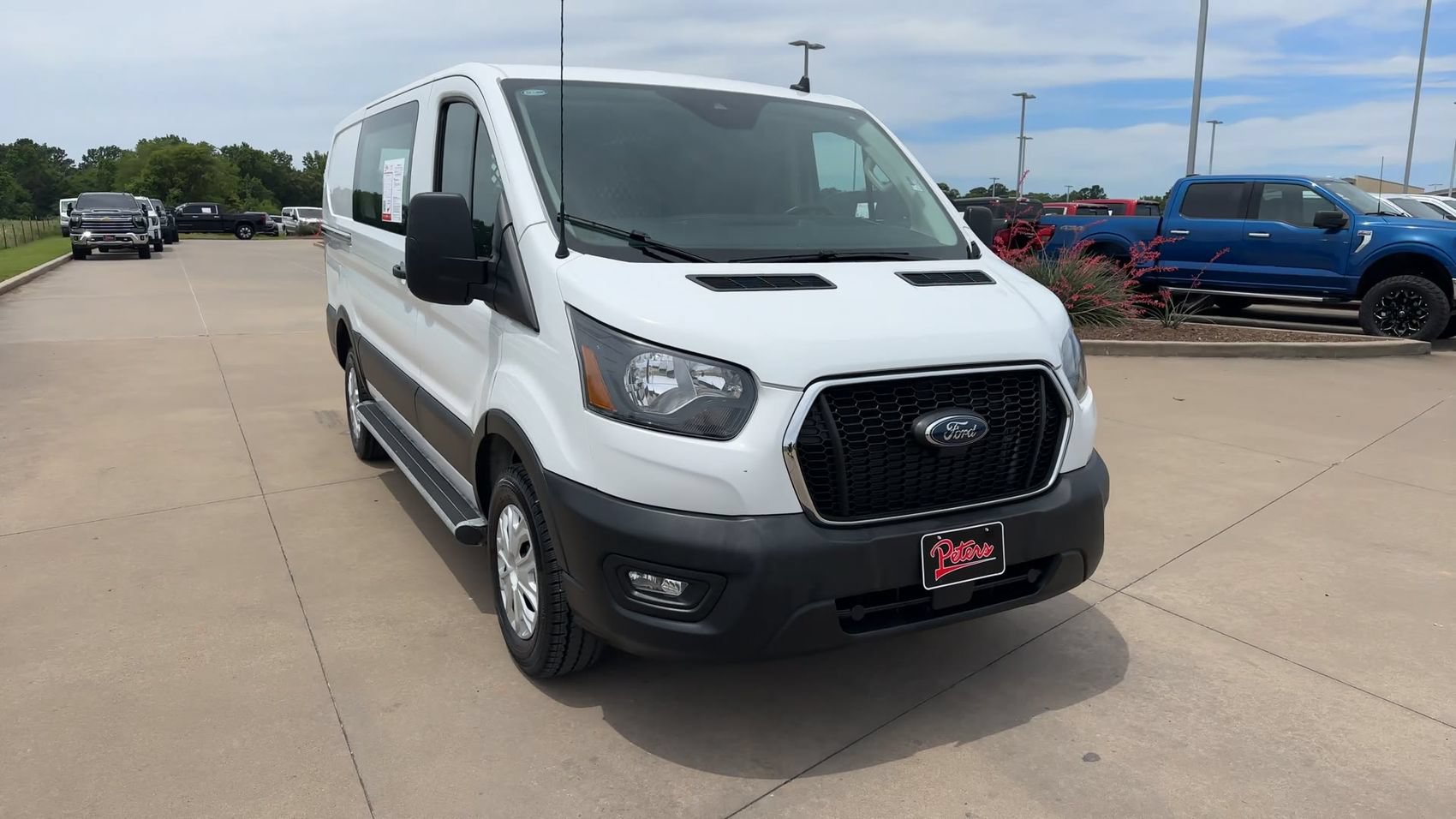 Used 2024 Ford Transit 250 Low Roof w/ Exterior Upgrade Package RWD image 2