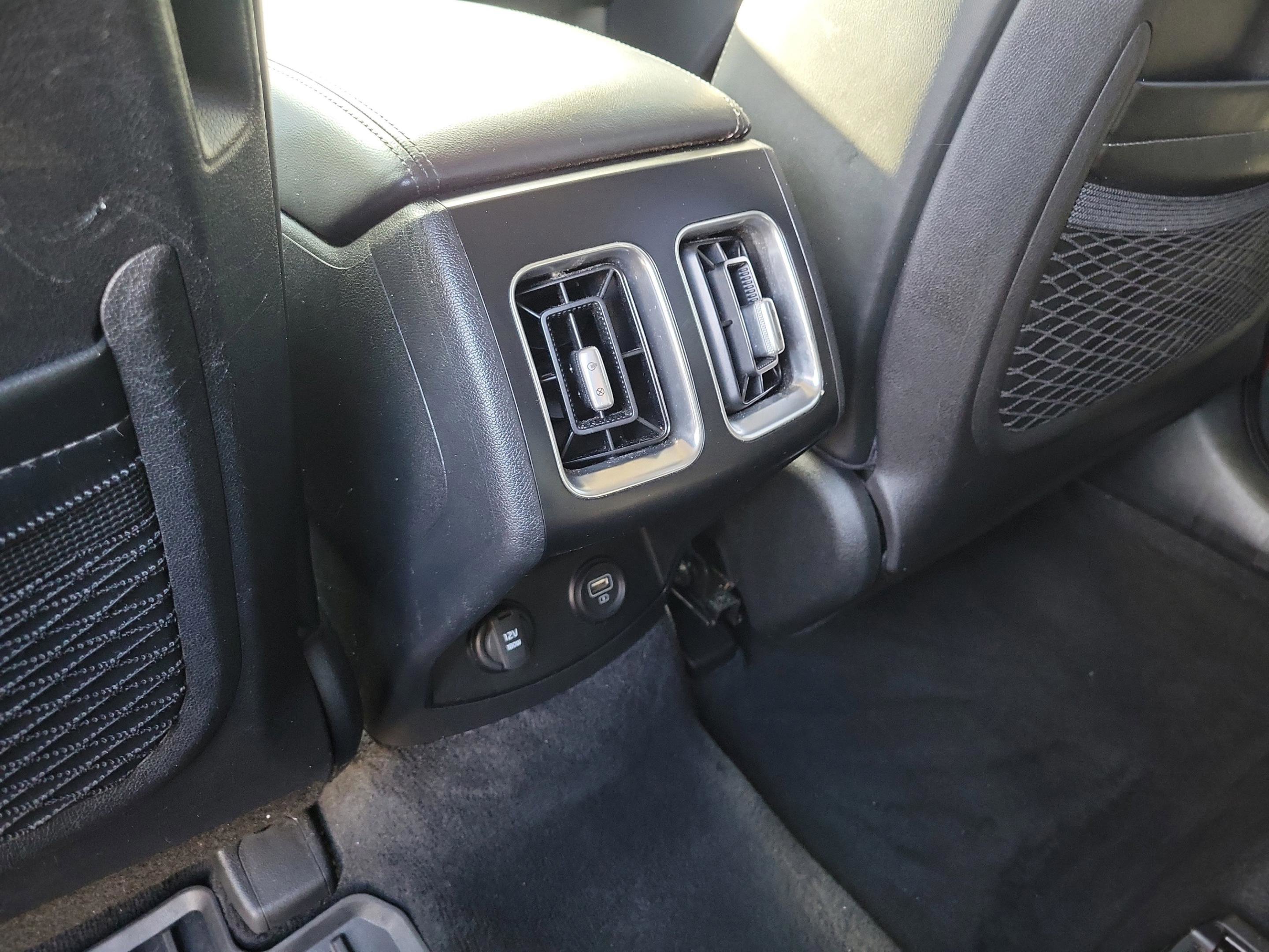 Used 2021 Kia Sorento EX w/ Panoramic Sunroof Package AWD/4WD image 12