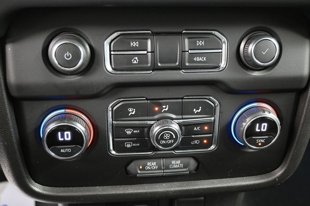 Used 2021 Chevrolet Tahoe LS AWD/4WD image 28